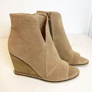 Los Angeles Ankle Wedge Boots